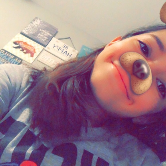 ada_violeta_h